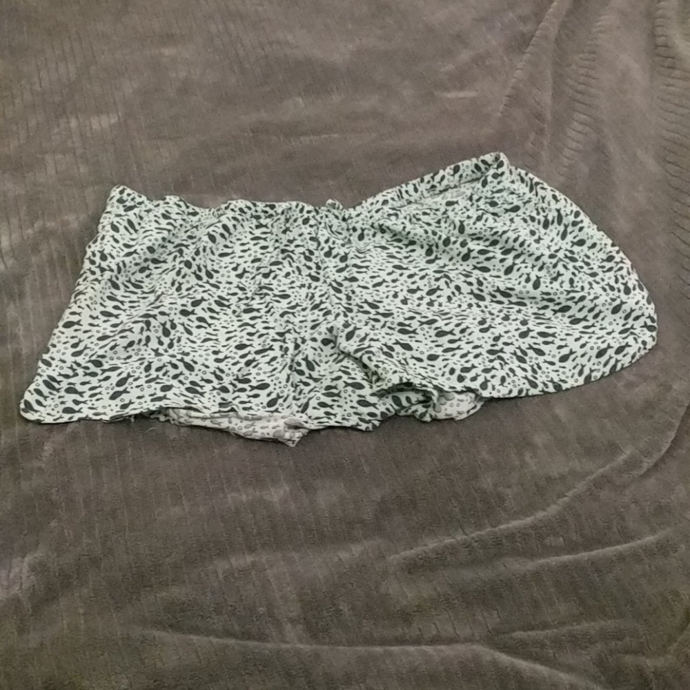 Xhilaration fish print sleep shorts